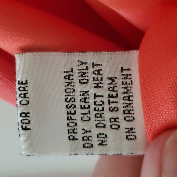 Cache dress - Picture 9 of 13